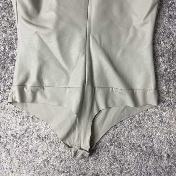 Wilfred Free Bodysuit Womens Medium Light Gray Faux Leather Sleeveless Stretch - Picture 6 of 9